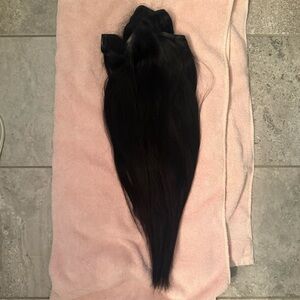 Bellami jet black 20 inch silk seem clip in 180 gram extensions